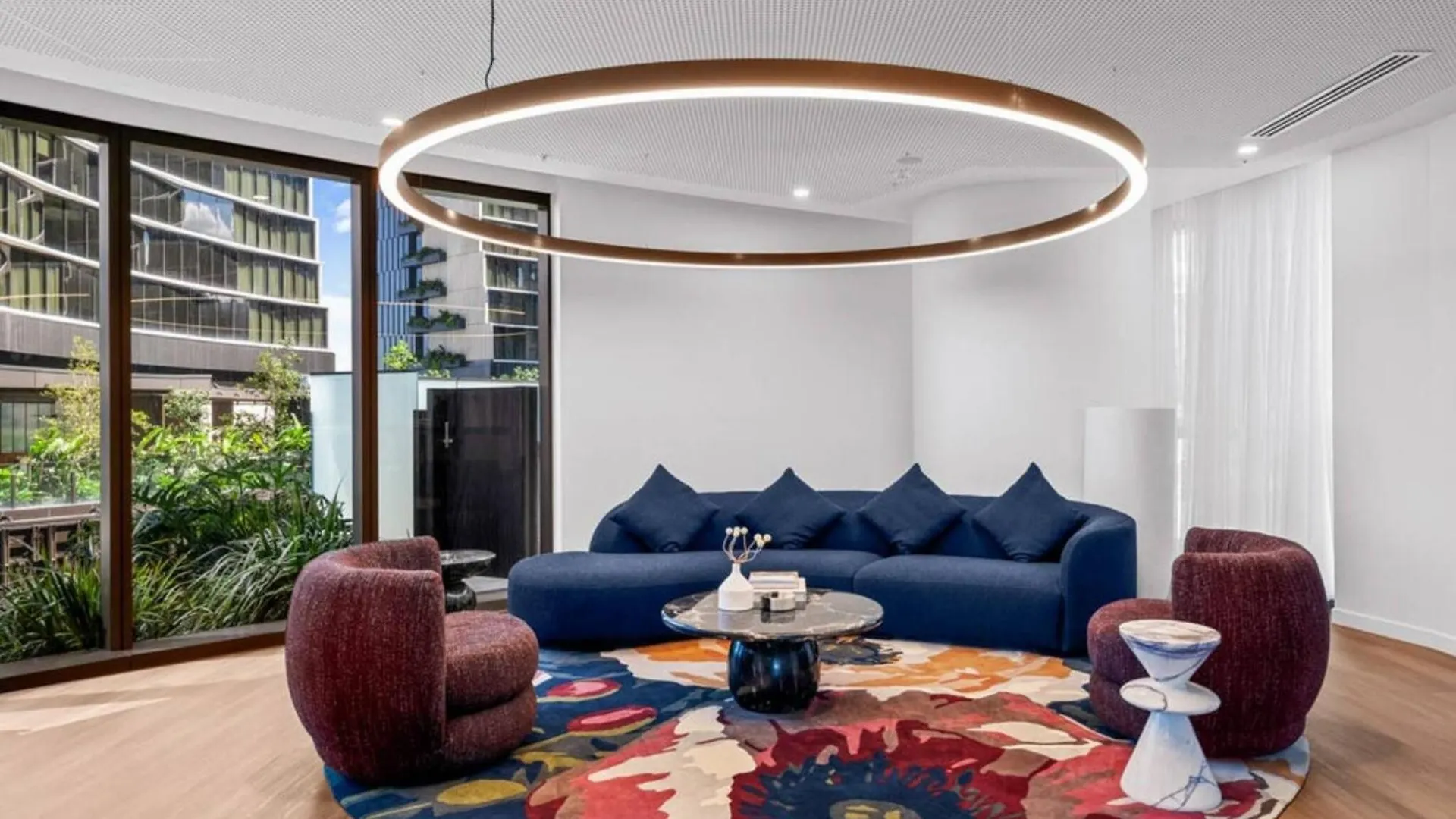The Star Residence 2Br By Samah Brisbane 0*,